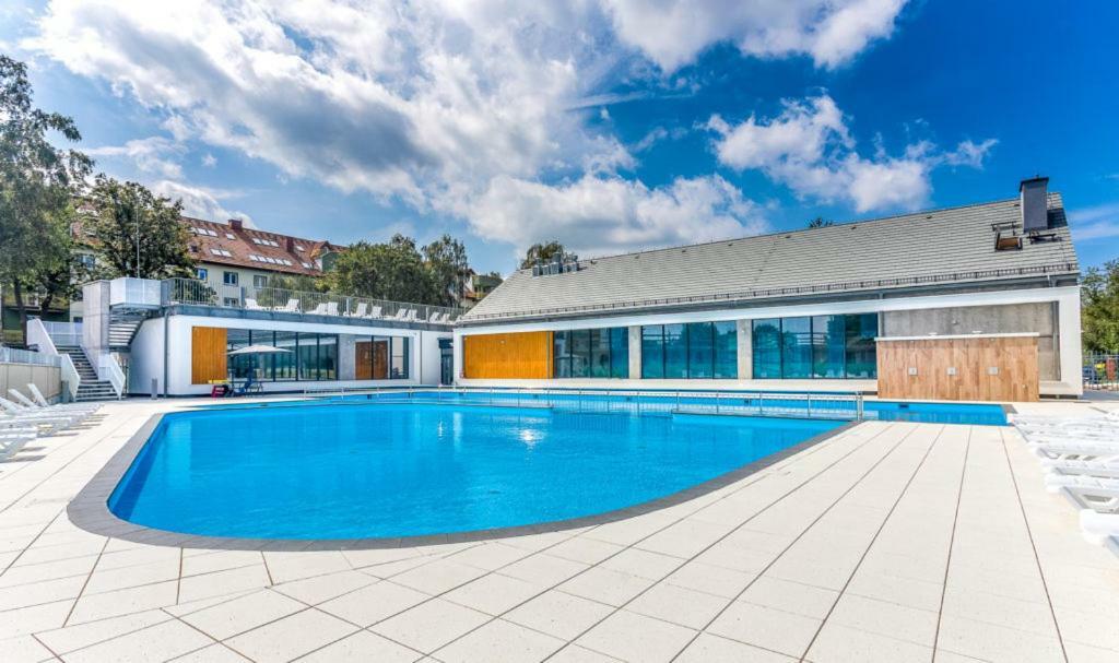 Apartamenty Familijne- Os Feniks Kołobrzeg Buitenkant foto